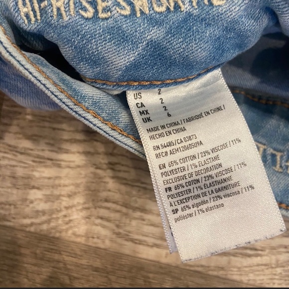 High Rise American Eagle Light wash shorts - Picture 4 of 4